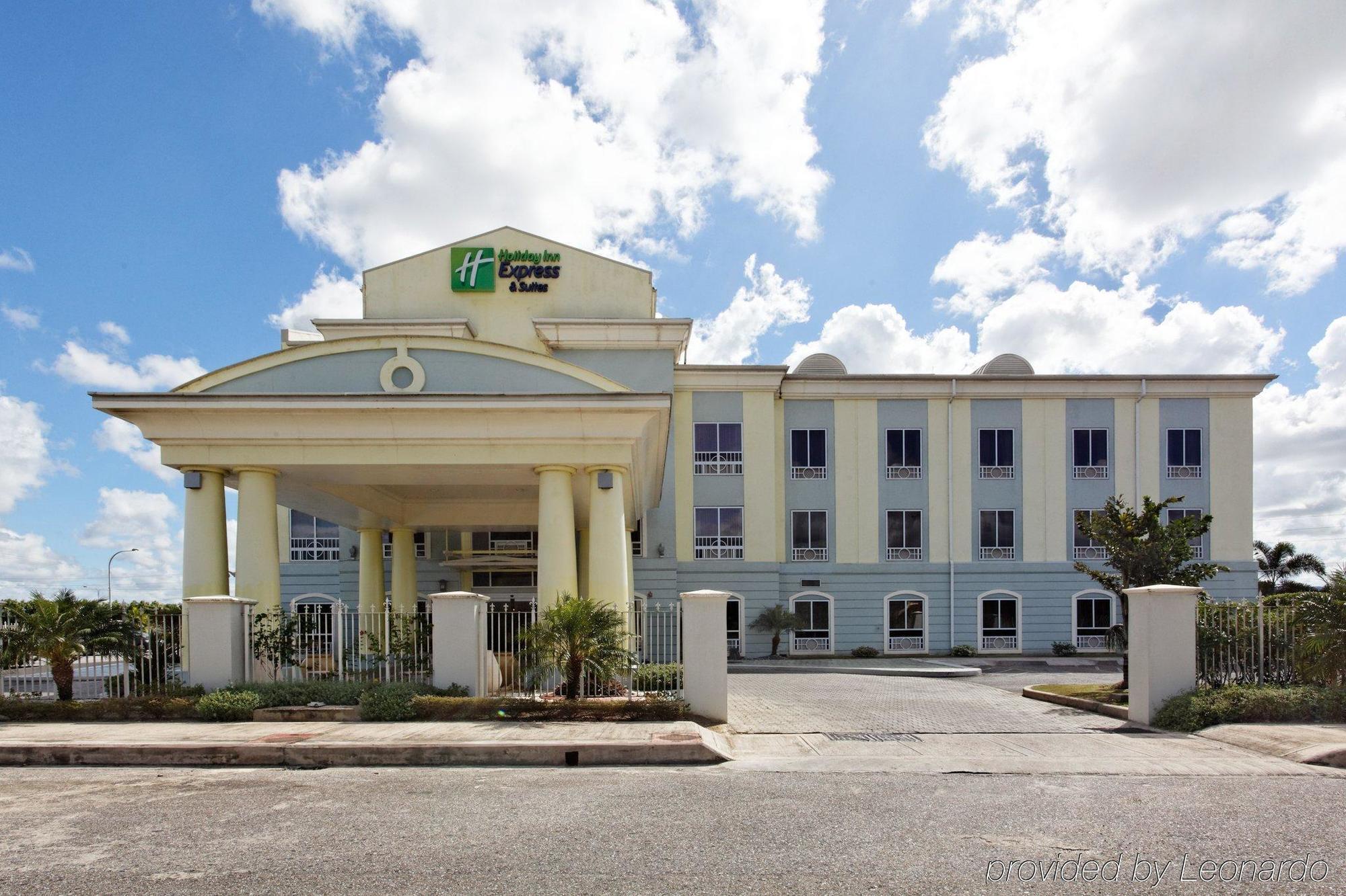 Holiday Inn Express Trincity, An Ihg Hotel Piarco Felszereltség fotó